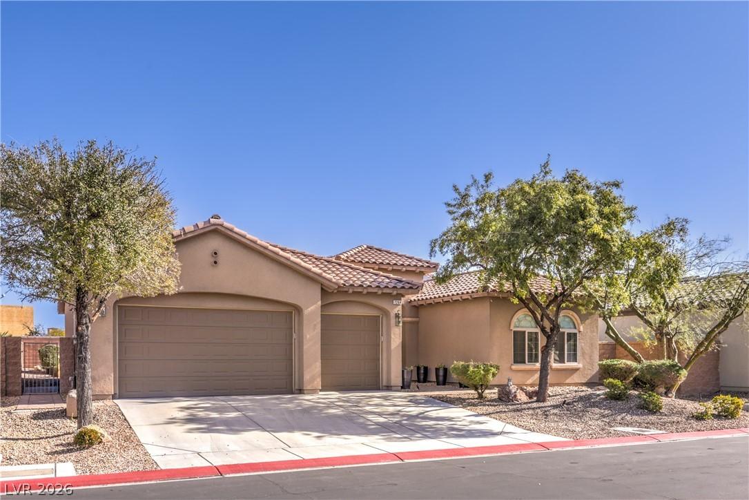Image 3: A popular Sagecrest model with 2,196 sf of living