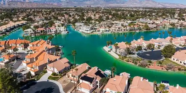3157 Waterside Circle