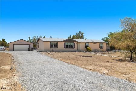 1581 W Dyer Road