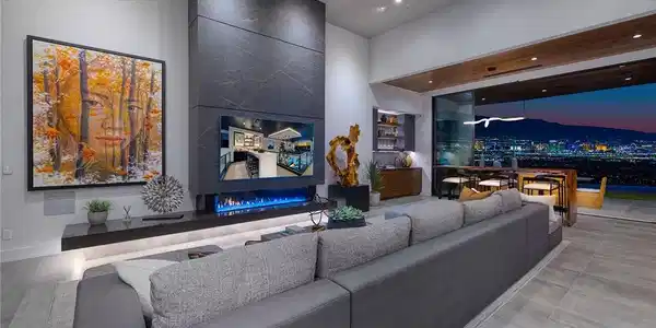 Image 3: Residence 2 Model Great Room