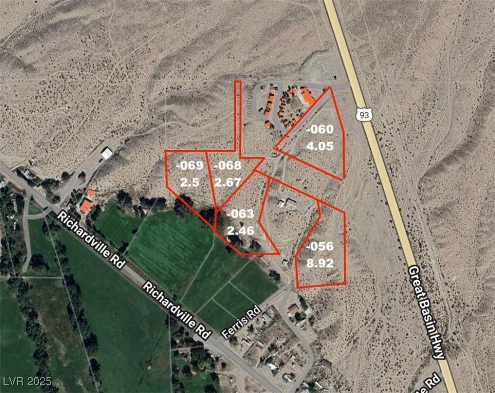 Image 1: Map / location with property boundaries highlighte