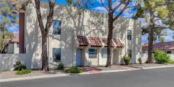 611 Spyglass Lane