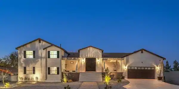 210 E Longacres Drive