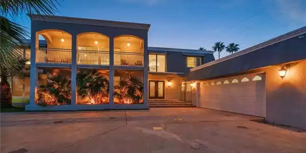1400 Maria Elena Drive