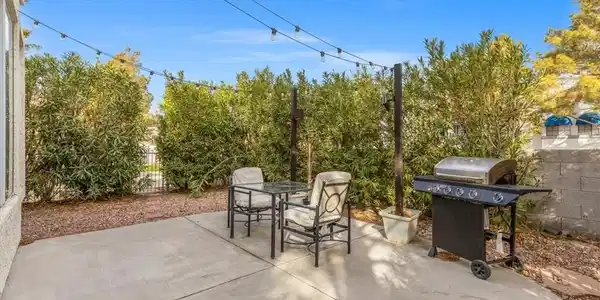 2292 Cassatt Drive