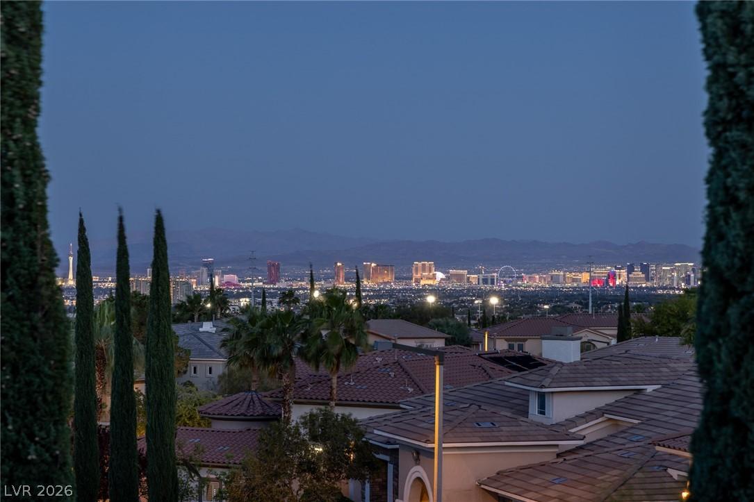Image 2: Strip Views from Balcony