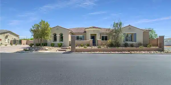 5812 Shangri La Night Court