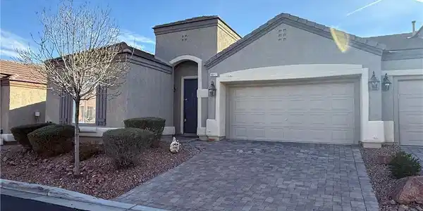 9817 Fiesta Rose Avenue