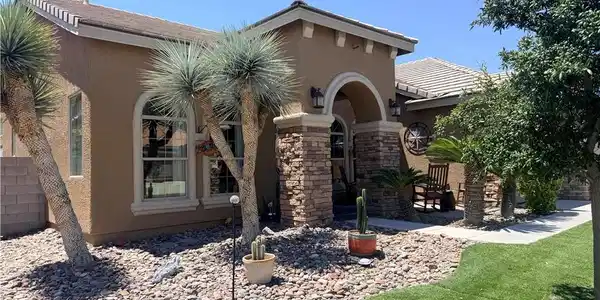 4937 Wayfaring Tree Avenue