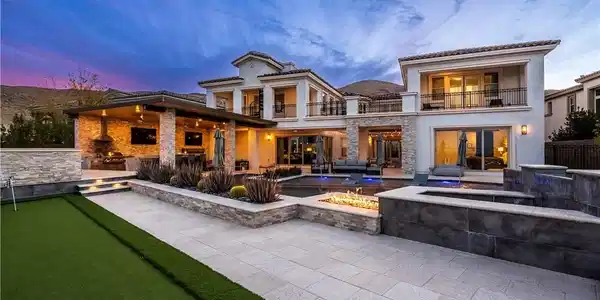 12 Olympia Chase Drive