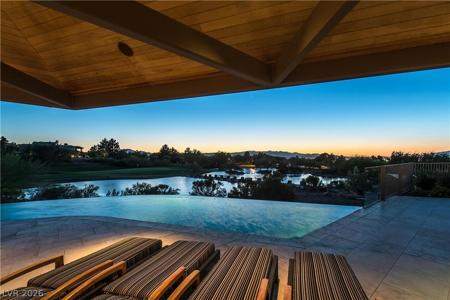 3 Anthem Pointe Court