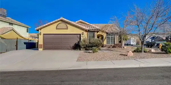 2144 Buckeye Reef Street