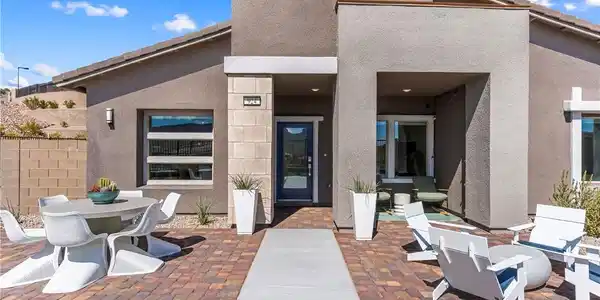 Image 2: Modern architecture pairs with textured finishes a