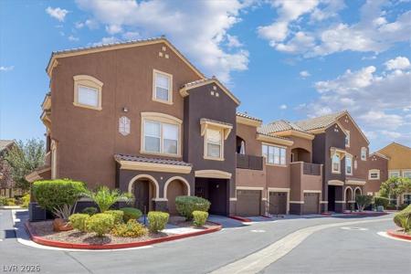 3975 N Hualapai Way