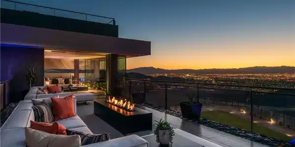 685 Dragon Peak Drive
