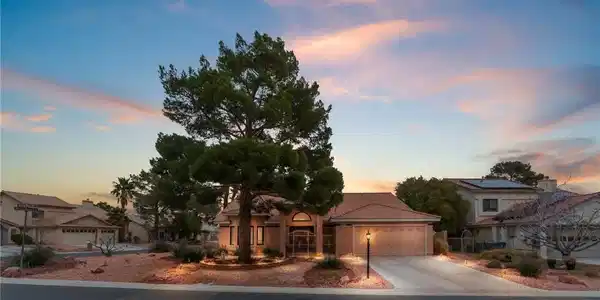 5528 Apache Wells Way