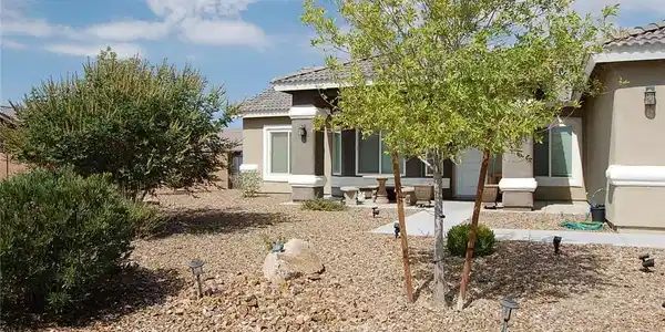Image 3: A desert-friendly landscape with low-water plantin