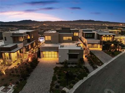 569 Overlook Rim Drive