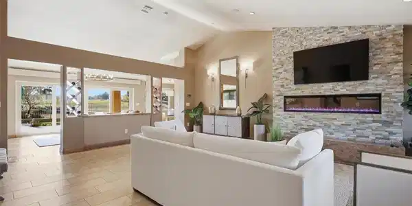 9101 Villa Ridge Drive