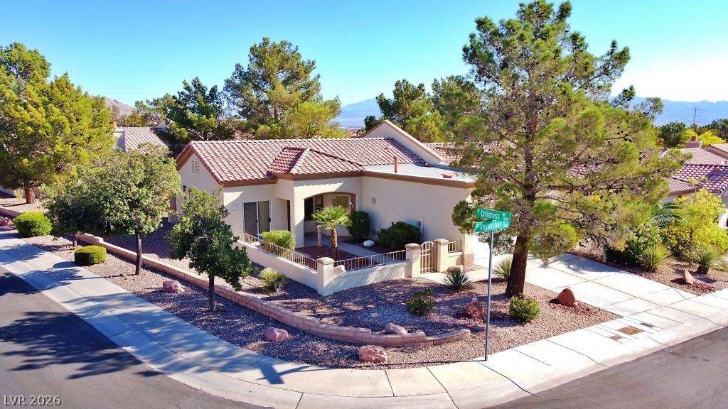 Image 2: Corner lot Austin model in Sun City Summerlin with