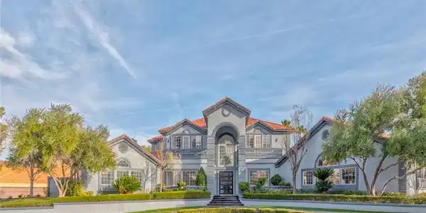 8625 Scarsdale Drive