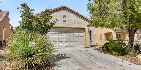 2220 Carrier Dove Way