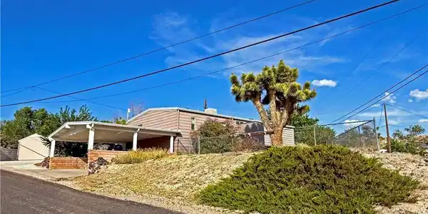 450 McCulloch Avenue