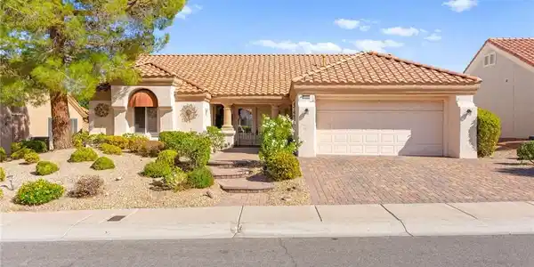 2712 Lotus Hill Drive