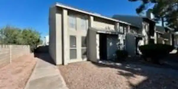 569 Sellers Place