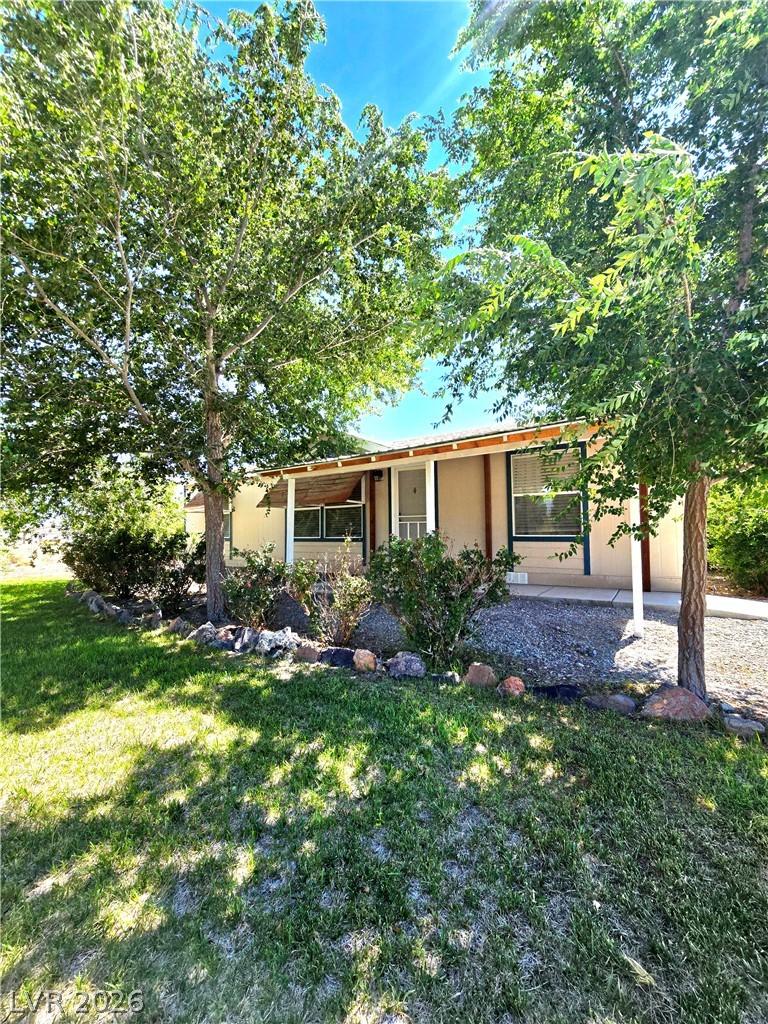 Image 3: Discover a charming residence nestled amidst a vib