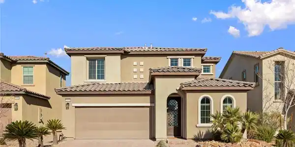 3334 Molinos Drive