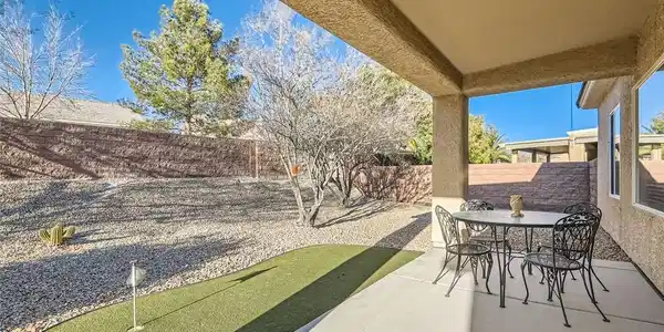 2384 Yellow Bird Court