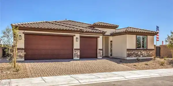 1424 Kaylis Cove Place