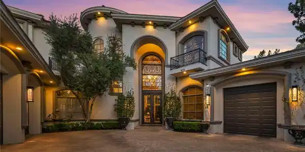 416 Saint Andrews Court
