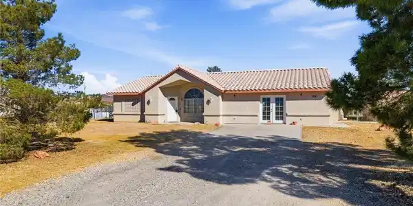 4020 Flamingo Road