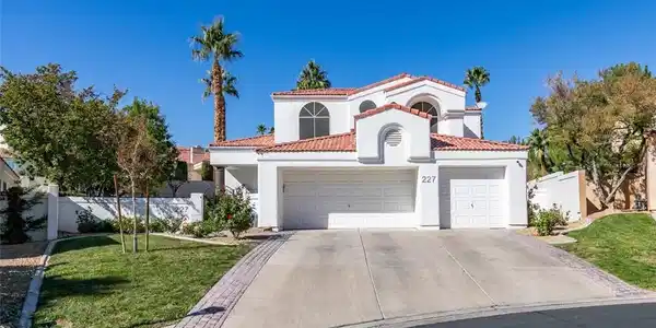 227 Drysdale Circle