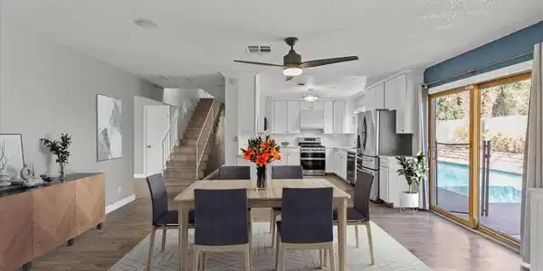 4574 Casa Mia Circle
