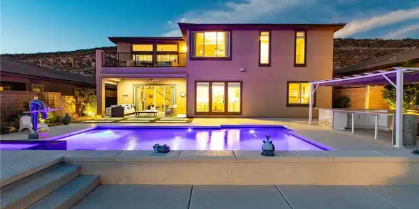 Image 4: Pool and Stunning Mountain Views