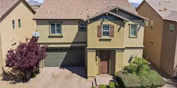 9534 Ridgeglen Court