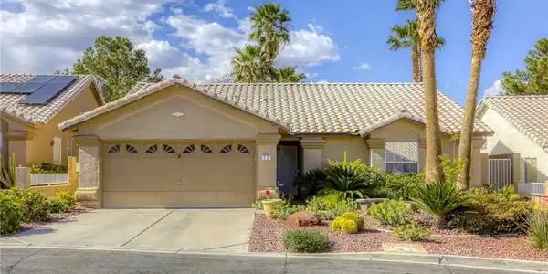40 Trailside Court