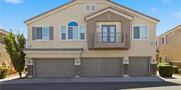 8775 Traveling Breeze Avenue