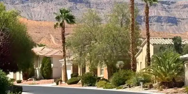 Image 2: Lovely Mountain View From Outside.