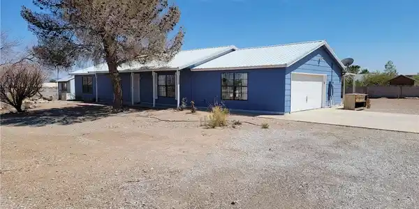 8670 S Miller Lane