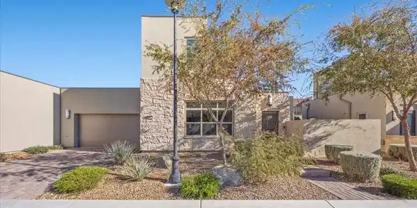 4262 Swift Street