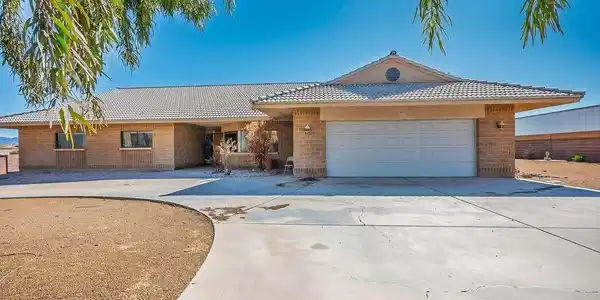 4911 W Pebble Road