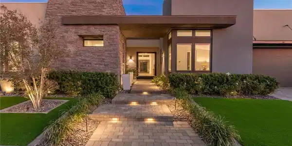 2195 Overlook Canyon Lane