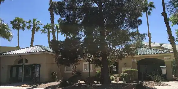 1533 Linnbaker Lane