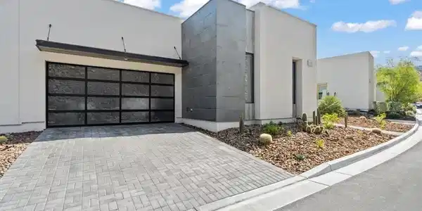 650 Scenic Cliff Drive