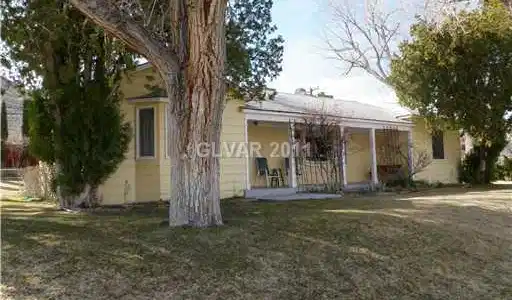 17 Cottonwood Drive