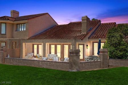 7139 Mission Hills Drive